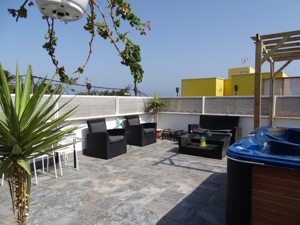 Rickaty Lodge B&B | Bed and Breakfast | Airport Shuttle Service | Las Palmas